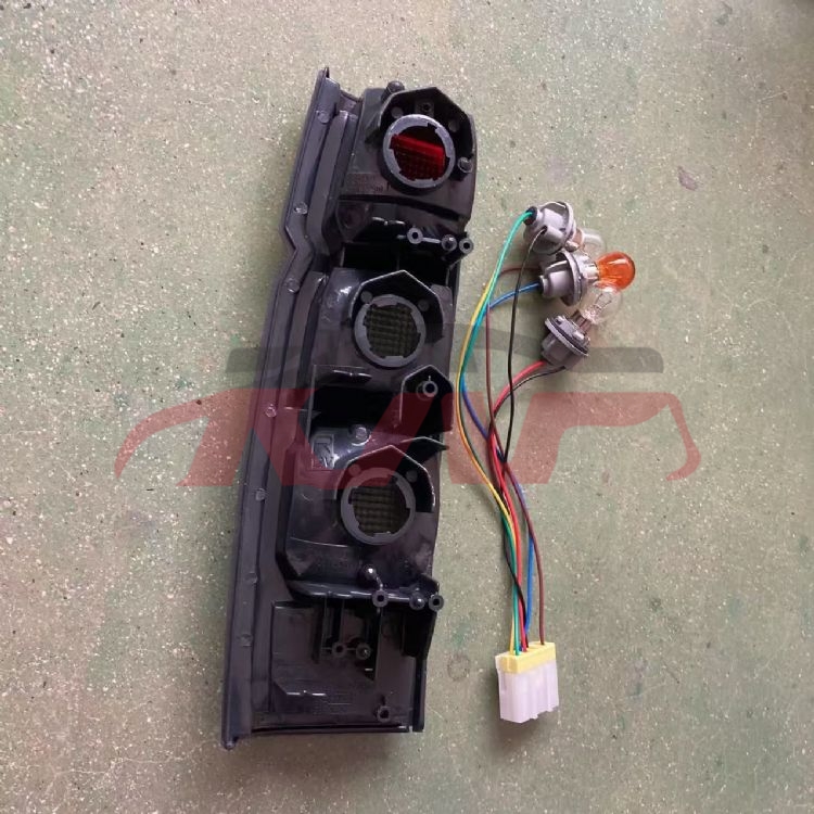 For Nissan 203731998-2004 D22-np300&nbsp;tail Lamp&nbsp;l：26555-vj725   R:26550-vj725   L：26526-vj700 R:26521-vj700, Nissan  Auto Part, Pick Up  Automotive Parts-L：26555-VJ725   R:26550-VJ725   L：26526-VJ700 R:26521-VJ700