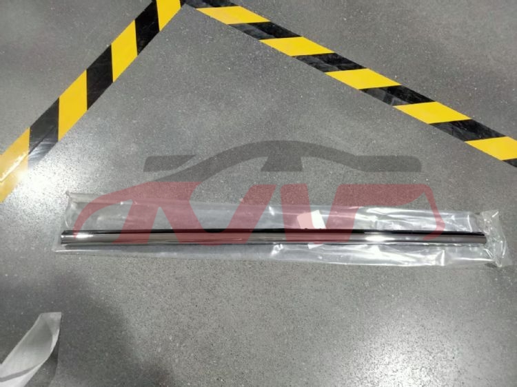 For Honda 25612021 Crv&nbsp;front Bumper Trim Strip&nbsp;, Honda  Bright Wisps, Crv  Cheap Auto Parts-