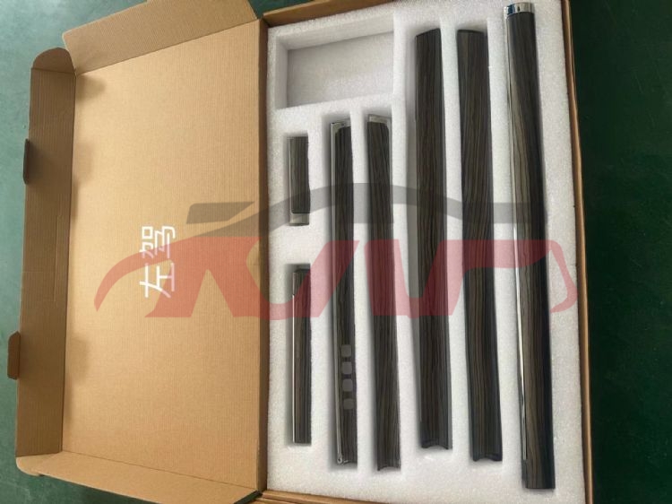 For Toyota 2352016-2018 Landcruiser Fj200&nbsp;door Stripe&nbsp;, Land Cruiser Auto Parts Catalog, Toyota  Auto Part-