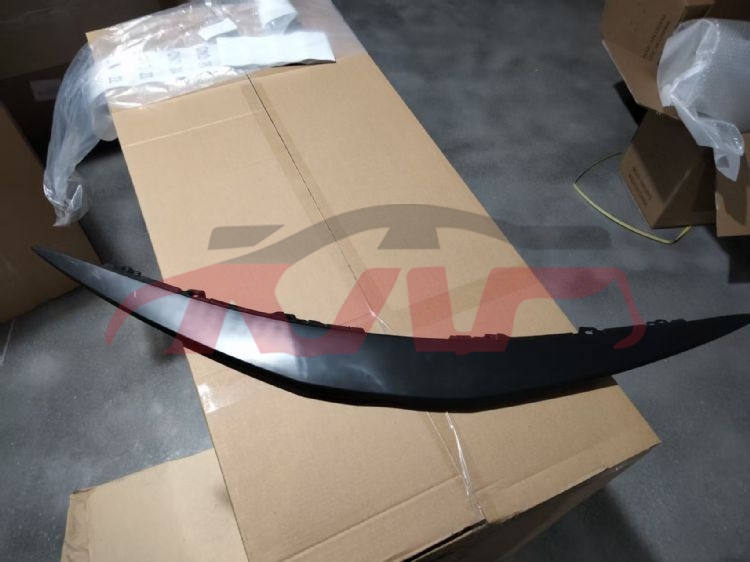 For Toyota 26562021 Camry&nbsp;middle Mesh Deflector&nbsp;, Toyota  Auto Trunk Bright Bar, Camry Car Spare Parts-