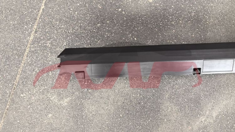 For Bmw 3661g01 2017-2024&nbsp;water Tank Upper Cover Plate&nbsp;17118642755, X3 Car Part, Bmw  Side Body Moulding-17118642755