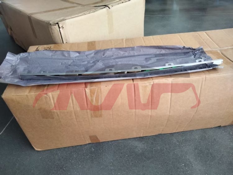 For Volvo 3244xc2019&nbsp;rear Bumper Trim Strip&nbsp;32234979, Xc60 Automotive Accessorie, Volvo  Auto Part-32234979