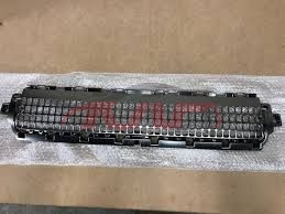 For Land Rover 3565defender 2020&nbsp;lower Bumper Grille, Chrome  Black&nbsp;lr133561, Defender/velar Accessories, Land Rover  Automobile Lower Grille-LR133561